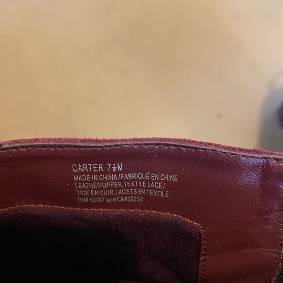 Cranberry suede heeled boot - Picture 4 of 4